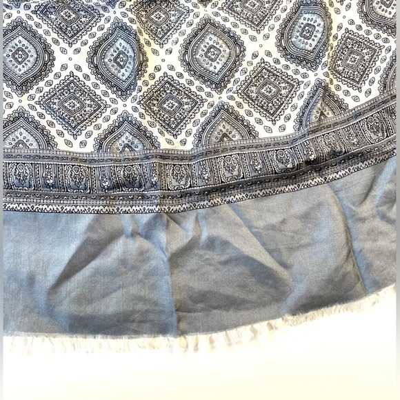 Blue Patterned scarf  rectangle silk - Picture 4 of 5